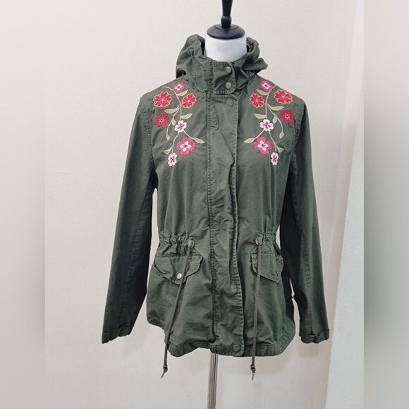 Xhilaration Junior Floral Embroidered Anorak Jacket Olive Utility Outdoor Size L - Picture 2 of 11